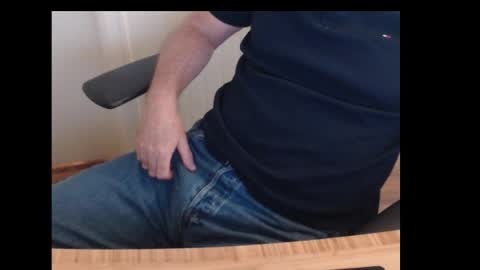 Snapshot of robidan6923 chatting on September 2025 12:51:01 PM robidan6923 online show from September 2025 12:51:01 PM