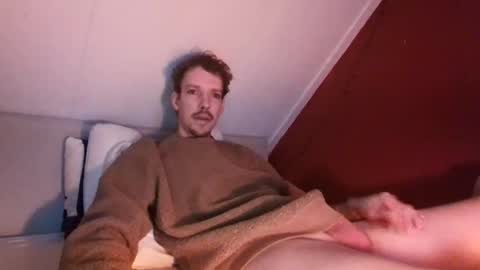 Snapshot of robin_sonx chatting on December 2024 12:49:02 PM Robin online show from December 2024 12:49:02 PM