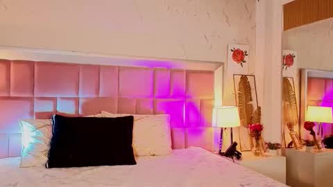 robin D online show from April 2026 12:21:01 PM