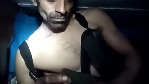 R online show from December 2025 04:29:02 AM