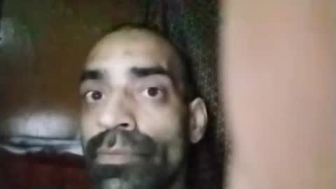 Snapshot of robincom23 chatting on May 2026 05:49:01 AM R online show from May 2026 05:49:01 AM