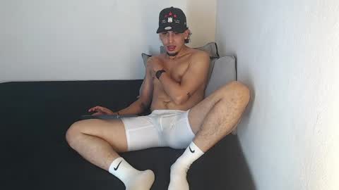 Robisson Zack online show from May 2026 10:06:01 PM