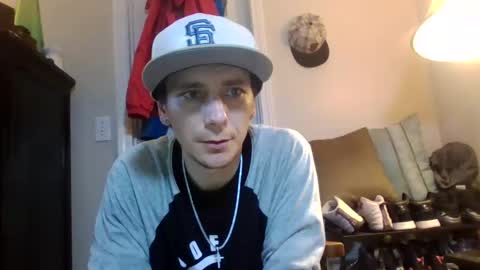 Rob witha 8 online show from February 2025 07:40:01 AM