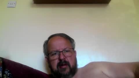 Snapshot of robxx32 chatting on April 2026 09:46:01 AM robxx32 online show from April 2026 09:46:01 AM