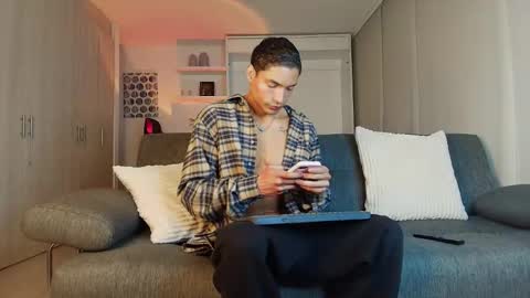 roby_millerr online show from February 2026 12:07:01 AM