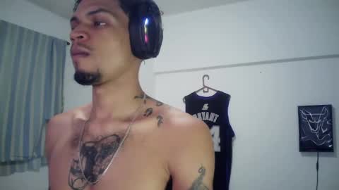 Rocco online show from November 2025 01:28:02 AM