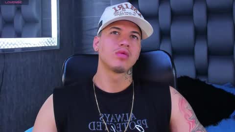 rocco_santos online show from November 2025 12:42:02 AM