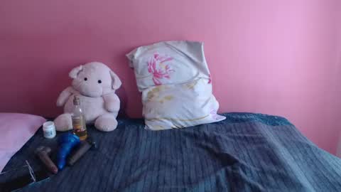 Rochelle online show from April 2026 03:13:01 PM