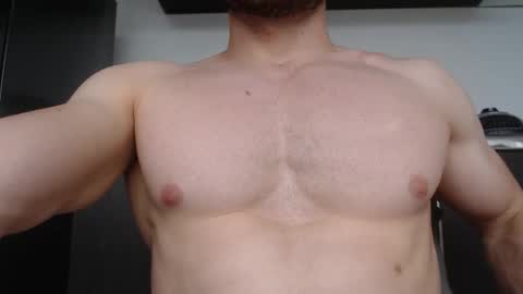 rocky muscle online show from November 2025 08:20:01 PM