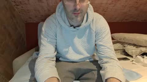 Snapshot of rogersand88 chatting on June 2026 10:59:01 PM rogersand88 online show from June 2026 10:59:01 PM