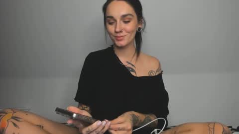 Snapshot of rokiinbaby chatting on December 2024 08:47:02 PM rokiinbaby online show from December 2024 08:47:02 PM