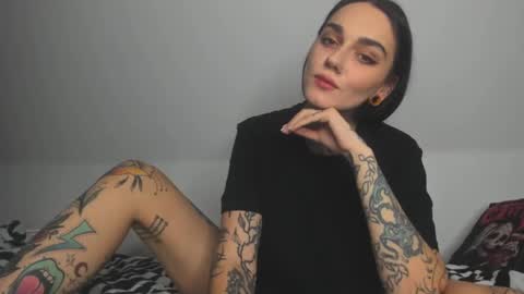 Snapshot of rokiinbaby chatting on January 2025 08:48:01 PM rokiinbaby online show from January 2025 08:48:01 PM