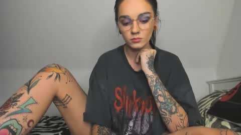 Snapshot of rokiinbaby chatting on January 2025 08:39:01 PM rokiinbaby online show from January 2025 08:39:01 PM