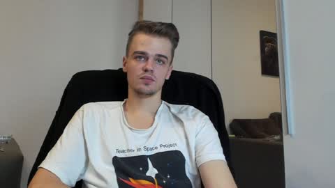 taylor fox online show from January 2025 06:38:01 PM