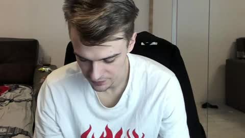 taylor fox online show from February 2025 03:47:02 PM