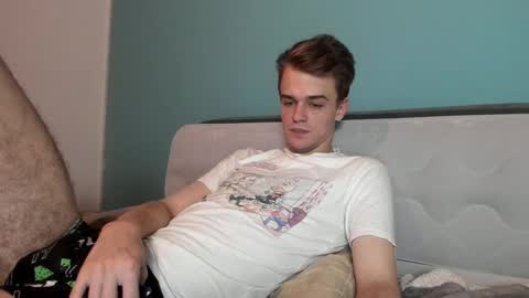 taylor fox online show from September 2025 06:09:02 PM