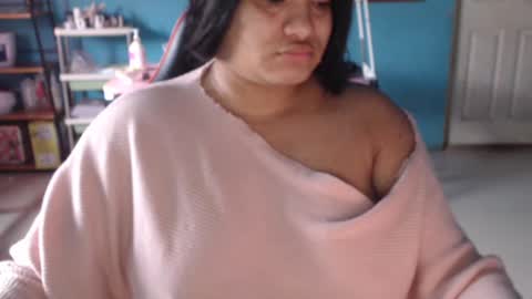 Snapshot of rokyhilary chatting on June 2026 06:50:01 PM jesabel online show from June 2026 06:50:01 PM