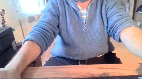 Snapshot of rolandloser1000 chatting on December 2024 01:55:01 PM rolandloser1000 online show from December 2024 01:55:01 PM