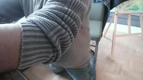 Snapshot of rolandloser1000 chatting on February 2026 10:44:02 AM rolandloser1000 online show from February 2026 10:44:02 AM