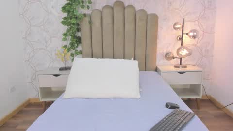   online show from January 2026 12:22:02 PM