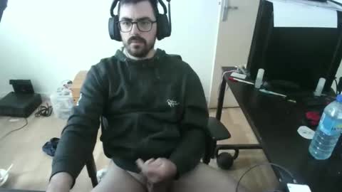 romainb72 online show from April 2026 10:31:01 AM