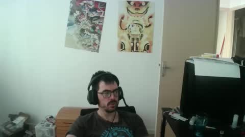 Snapshot of romainb72 chatting on April 2026 05:41:02 PM romainb72 online show from April 2026 05:41:02 PM