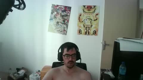 Snapshot of romainb72 chatting on May 2026 07:16:02 AM romainb72 online show from May 2026 07:16:02 AM
