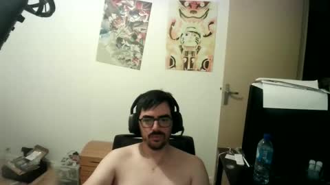 Snapshot of romainb72 chatting on June 2026 10:34:01 PM romainb72 online show from June 2026 10:34:01 PM