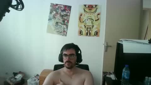Snapshot of romainb72 chatting on June 2026 07:47:02 AM romainb72 online show from June 2026 07:47:02 AM