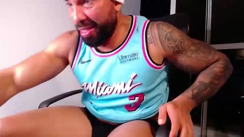 Roman online show from February 2025 03:42:01 AM