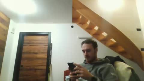 Snapshot of romanz123 chatting on December 2024 09:48:01 PM romanz123 online show from December 2024 09:48:01 PM