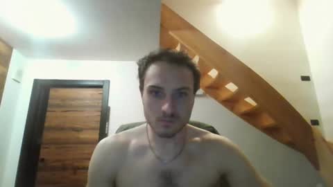 Snapshot of romanz123 chatting on March 2025 10:07:02 PM romanz123 online show from March 2025 10:07:02 PM