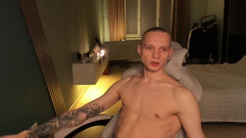 Snapshot of romeo_mercy chatting on January 2025 09:13:01 PM Romeo online show from January 2025 09:13:01 PM