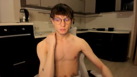 Snapshot of romeo_mercy chatting on November 2025 09:39:02 PM Romeo online show from November 2025 09:39:02 PM