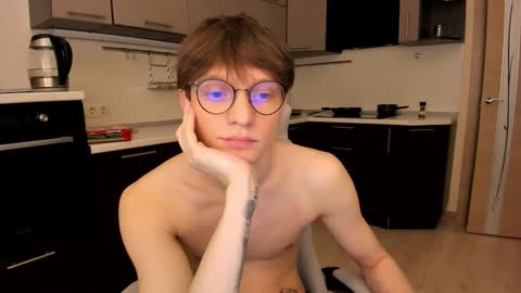 Romeo online show from November 2025 10:48:01 PM