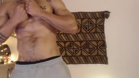 Snapshot of romeocolin_ chatting on April 2026 06:31:01 AM R O M E O online show from April 2026 06:31:01 AM