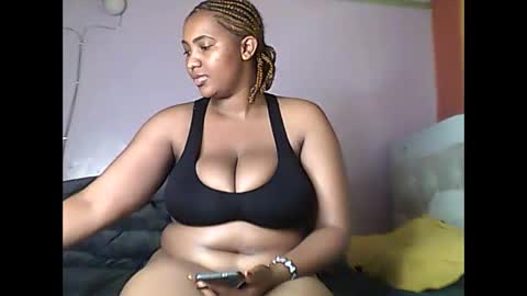 Snapshot of romina_26 chatting on June 2026 12:28:02 PM Romina 26 online show from June 2026 12:28:02 PM