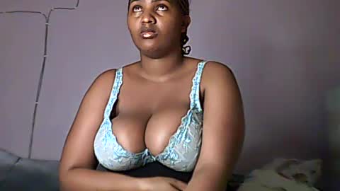 Snapshot of romina_26 chatting on June 2026 03:31:02 AM Romina 26 online show from June 2026 03:31:02 AM
