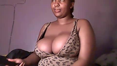 Snapshot of romina_26 chatting on June 2026 03:20:02 AM Romina 26 online show from June 2026 03:20:02 AM