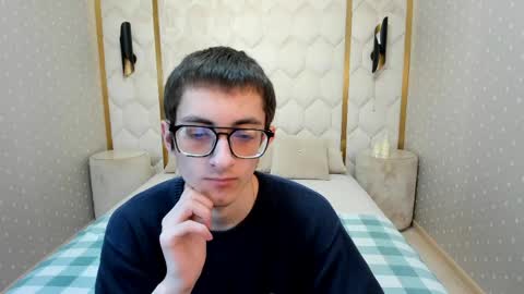 ronbevs online show from May 2026 08:26:01 PM