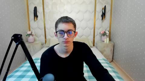 ronbevs online show from May 2026 08:14:02 PM