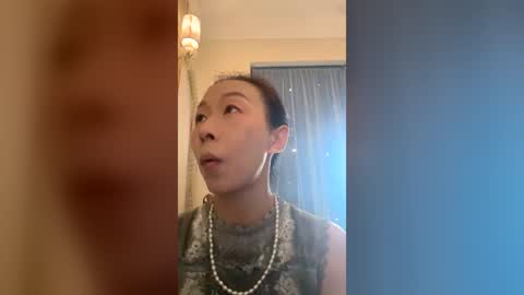 Snapshot of rongrong0329 chatting on July 2026 02:02:01 AM sui sui online show from July 2026 02:02:01 AM
