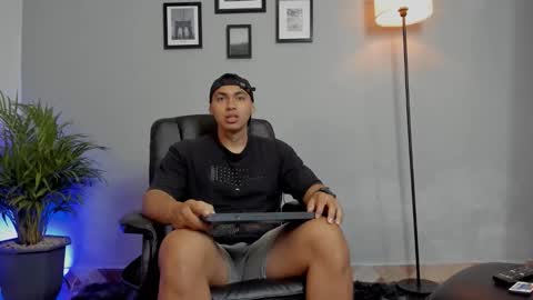 RonnieCanford online show from January 2026 06:53:02 PM