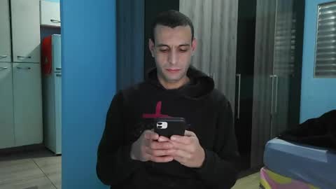 Snapshot of ronnispoto chatting on May 2026 10:18:02 PM ronny online show from May 2026 10:18:02 PM