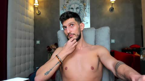 onlyfans-   online show from January 2025 07:46:01 PM