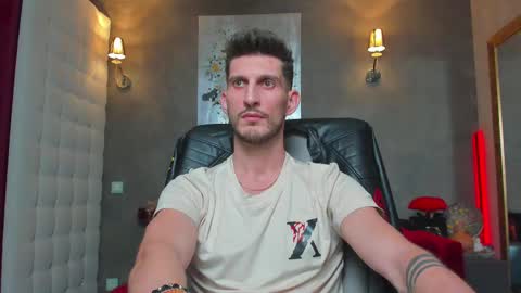 onlyfans-   online show from February 2025 10:50:01 PM