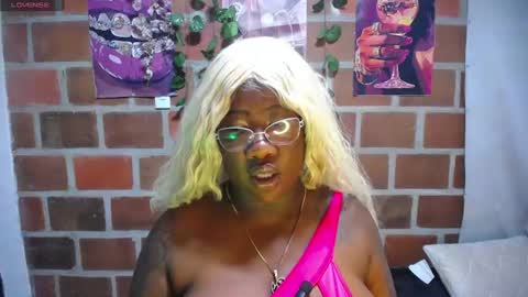 Snapshot of roos_veyker chatting on June 2026 04:22:01 PM roos_veyker online show from June 2026 04:22:01 PM
