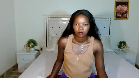 Rorenah online show from May 2026 06:57:02 PM