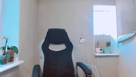 rosa843850 online show from September 2025 03:00:02 PM