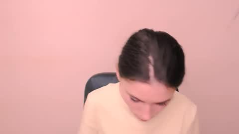 Rose online show from October 2025 07:43:01 AM